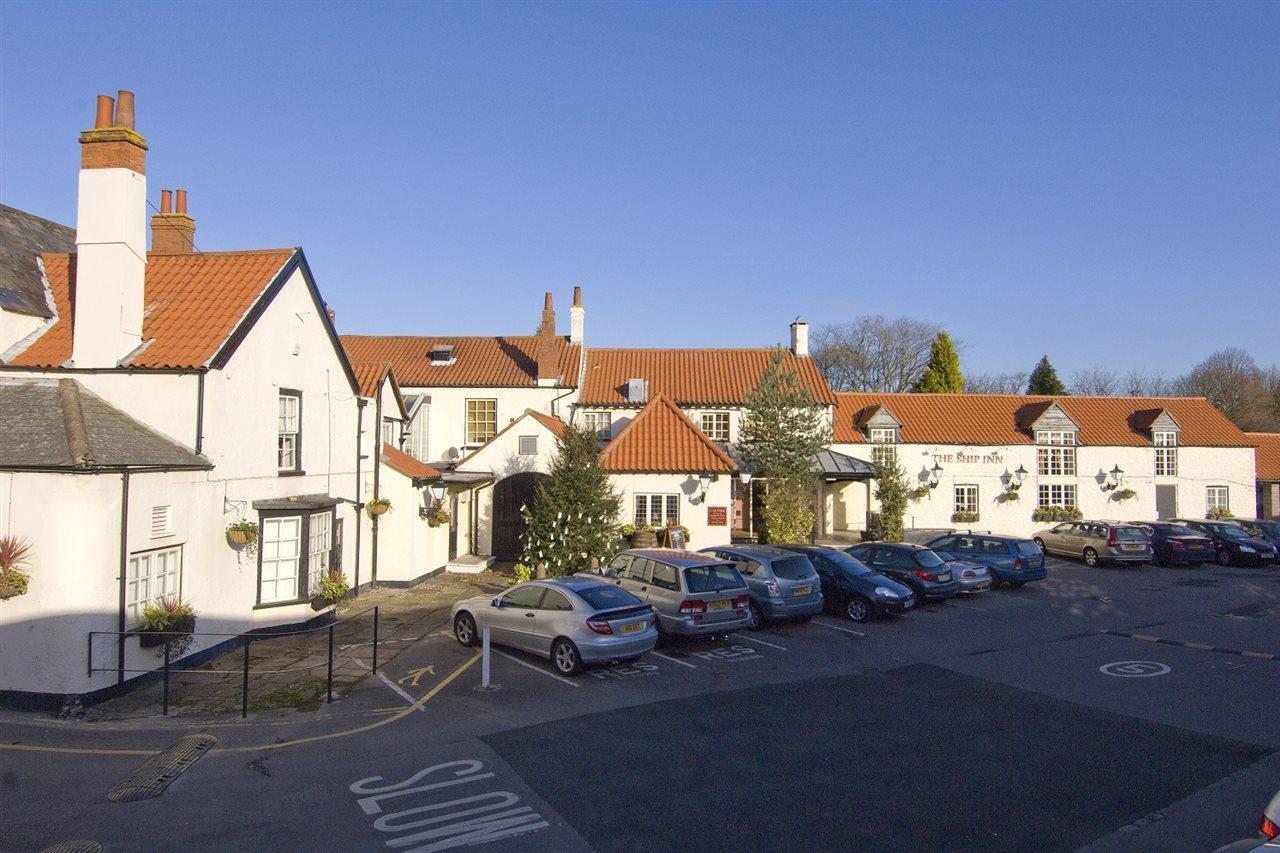 PREMIER INN BRISTOL ALVESTON, ALVESTON (GLOUCESTERSHIRE)